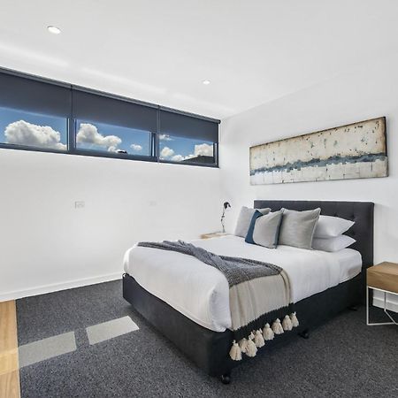 Stylish Studio With Great Amenities Near Beachside Melbourne Exterior photo